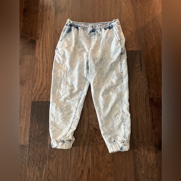 Hollister Acid Wash Jean Denim Jogger SZ M - Picture 2 of 5